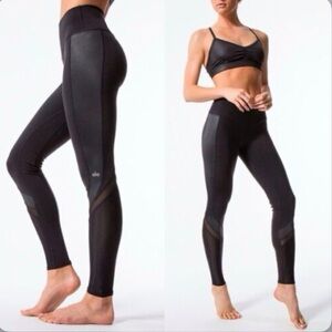 ALO Yoga Black Elevate High Rise and Shine Leggings Sz Small